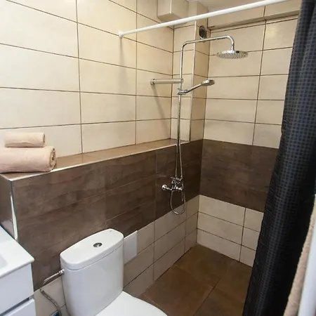 Family House - Free Parking Maison d'hôtes Sofia