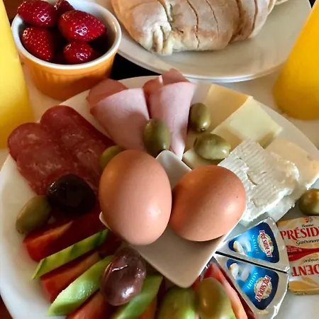 Maison d'hôtes Family House - Free Parking