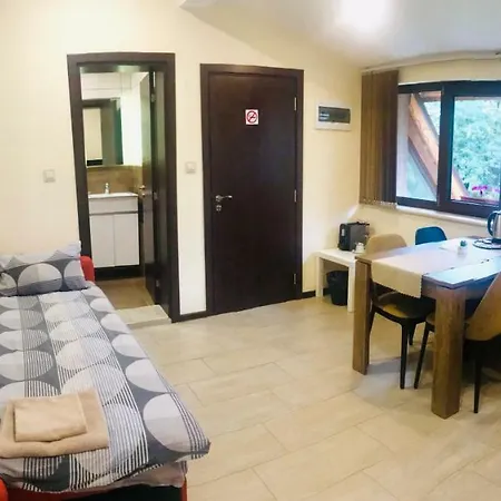 Family House - Free Parking Maison d'hôtes Sofia