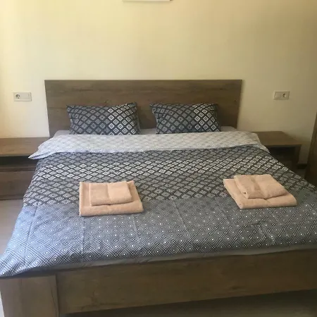 Gæstehus Family House - Free Parking 4*