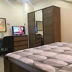 Family House - Free Parking