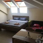 Affittacamere Family House - Free Parking Sofia