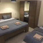 Affittacamere Family House - Free Parking Sofia