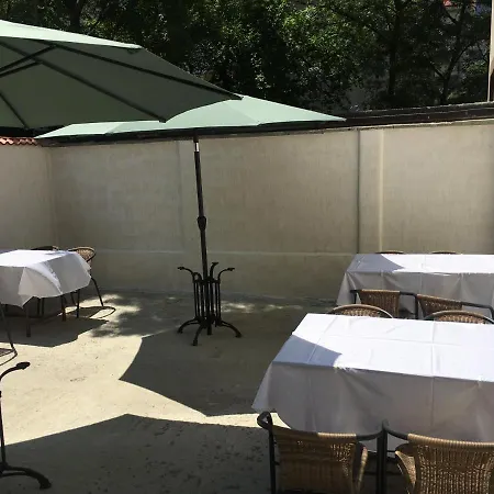 Pensionat Family House - Free Parking Sofia