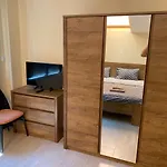 Family House - Free Parking Maison d'hôtes 4*