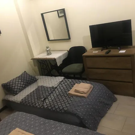 Family House - Free Parking 4* Sófia