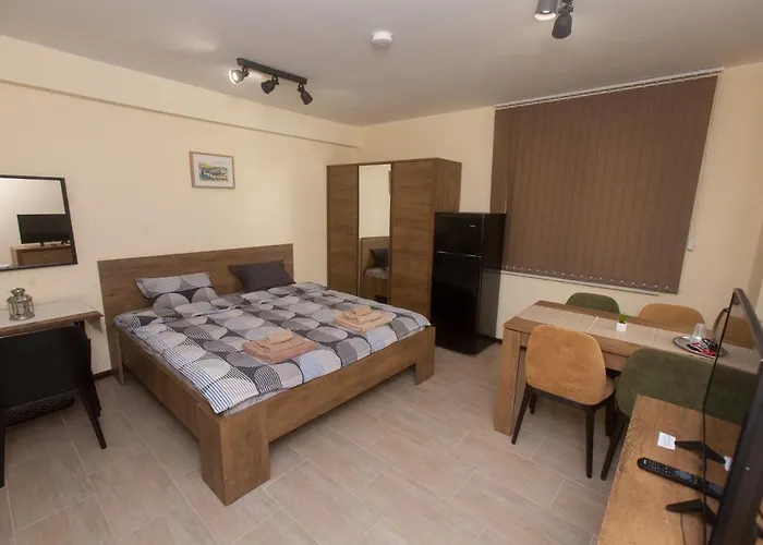 Family House - Free Parking 4*