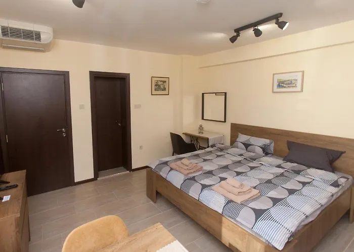 Family House - Free Parking 4*