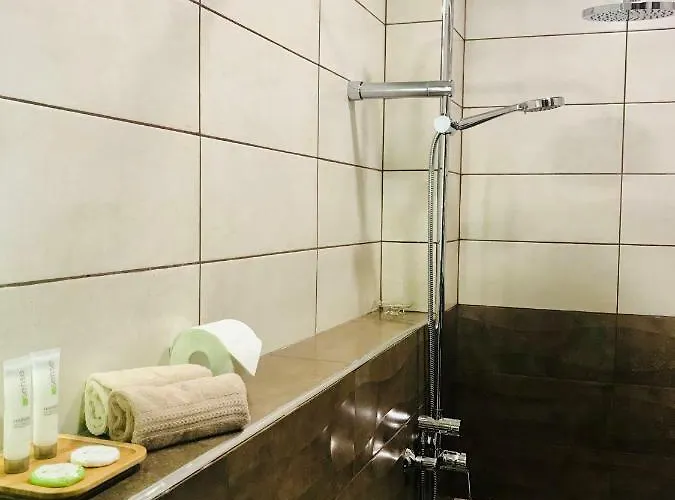 Guest house Family House - Free Parking